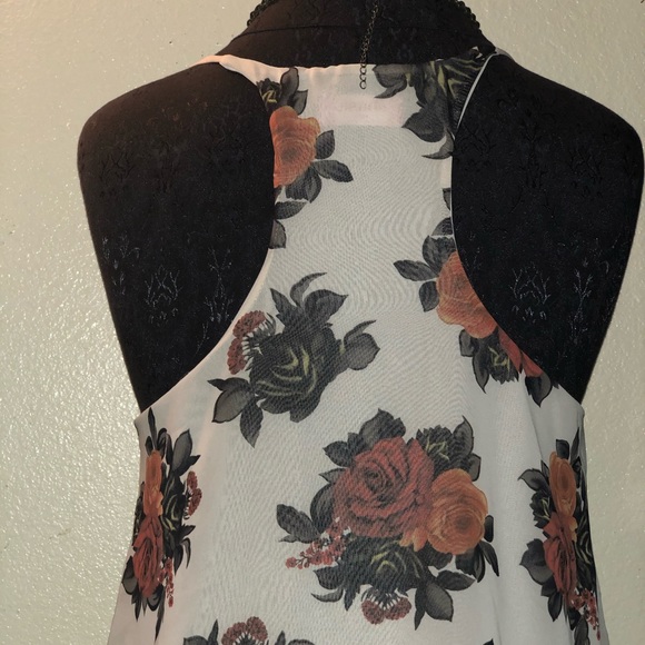 Shasa Floral Racerback Crop Top - Picture 6 of 7